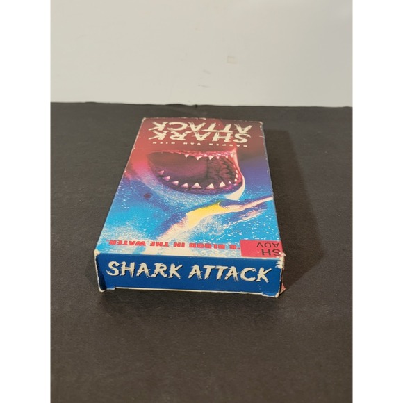 1999 Vintage "Shark Attack" VHS Tape Horror Cult Classic Tested - Picture 6 of 11